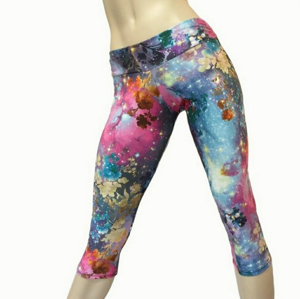 DONATING SOON Floral galaxy workout crops
